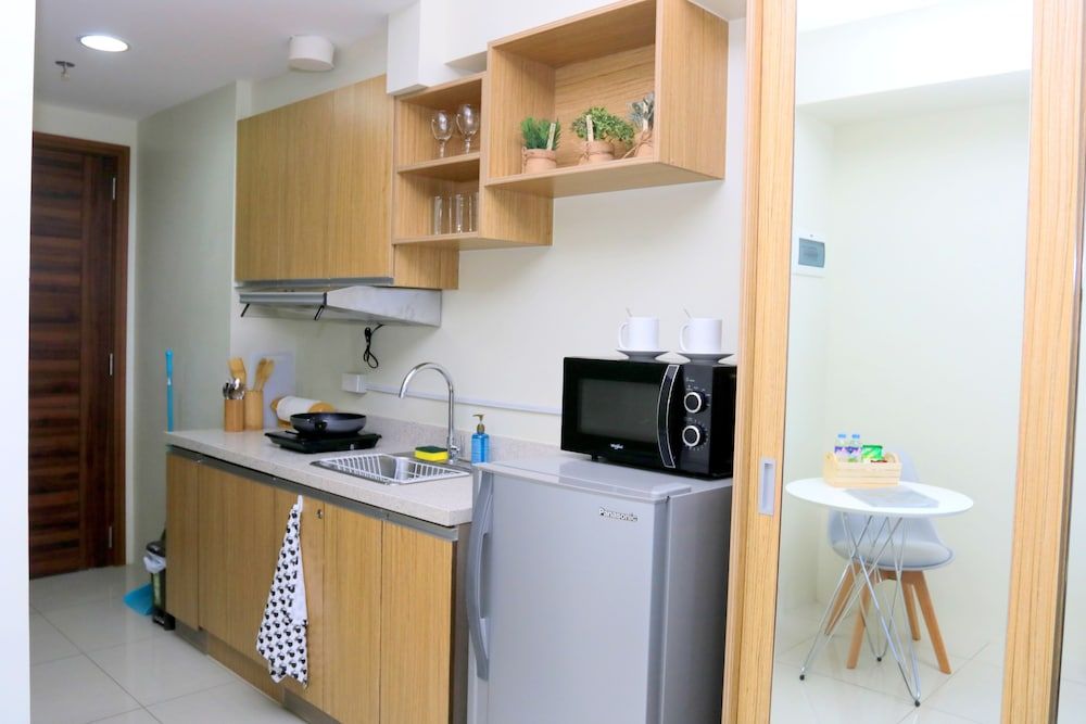 Versteeg Vacations - Horizons 101 Studio Home 3 5