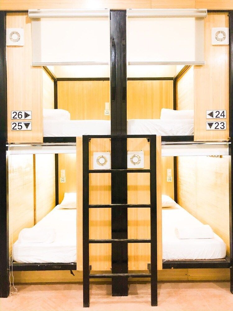 undefined Chiasti Capsule Hostel - Adults Only 8