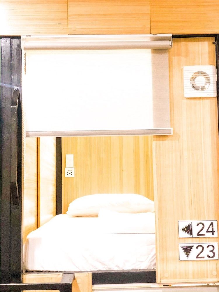 undefined Chiasti Capsule Hostel - Adults Only 10