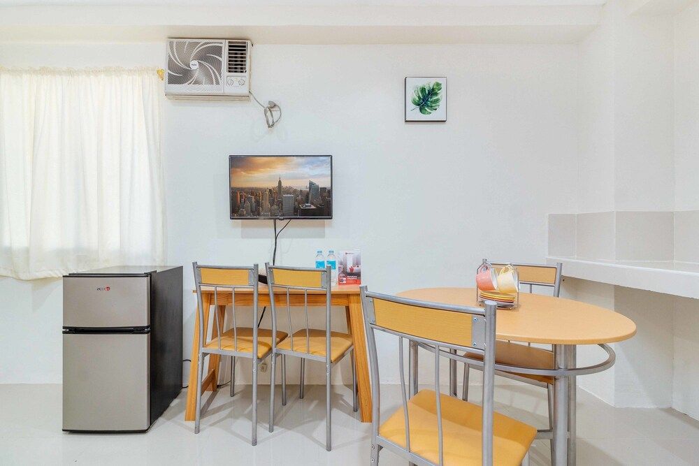 undefined RedDoorz @ Salinas Extension Lahug 6