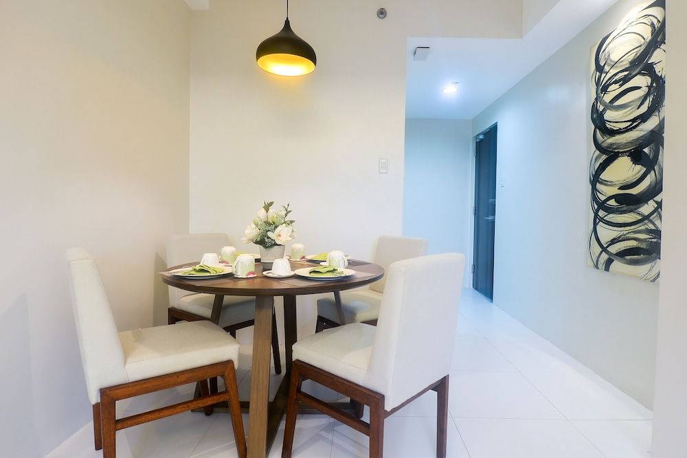 undefined Comfy Suites at The Padgett Place 9