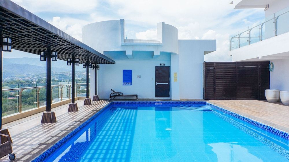 undefined RedDoorz Premium @ The Trillium Residences 3