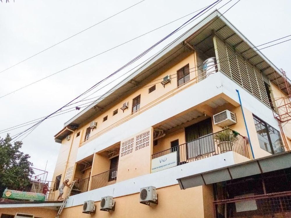 undefined RedDoorz near Baclay Drive Super Metro 4