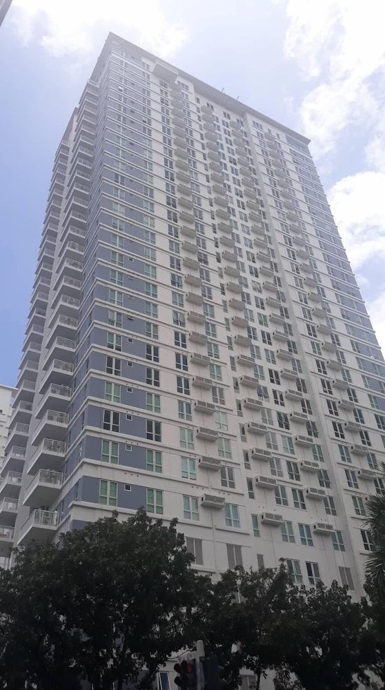 undefined Solinea Tower 1 3