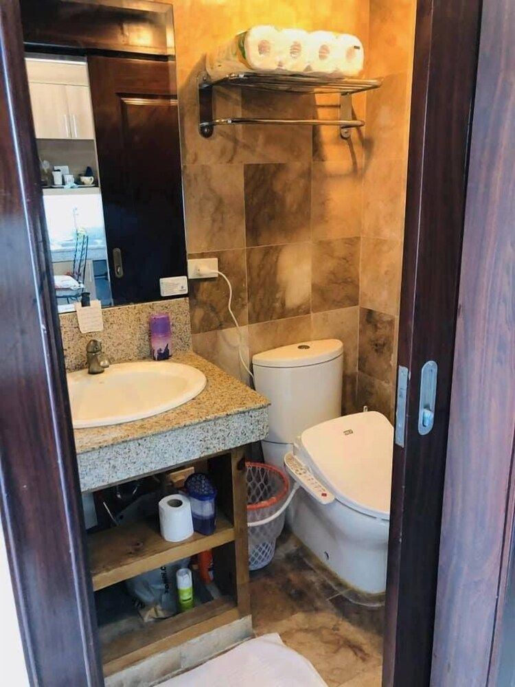 undefined City Suites Ramos Tower 8