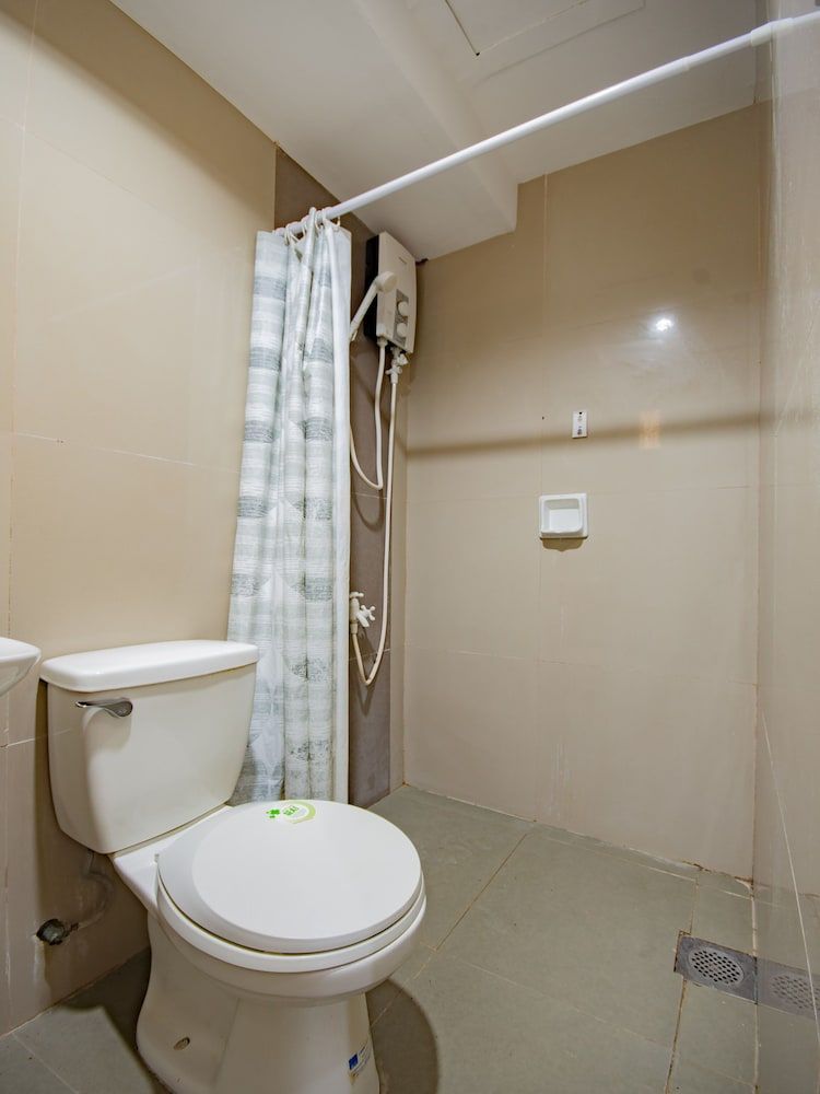 undefined OYO 707 908 Salinas Suites 9