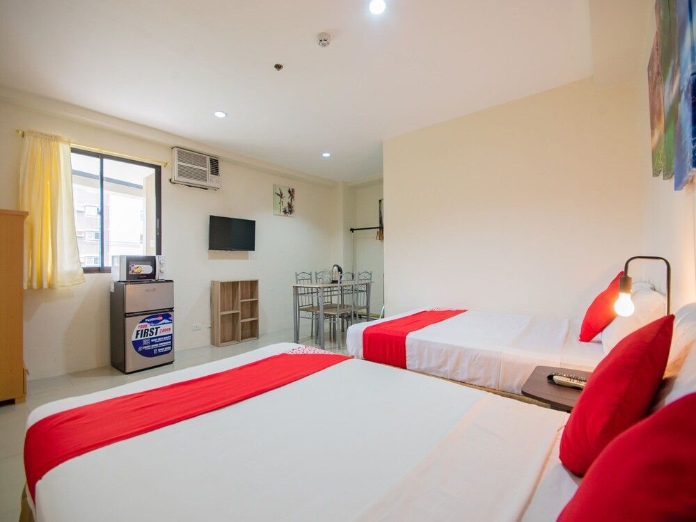 undefined OYO 707 908 Salinas Suites 7