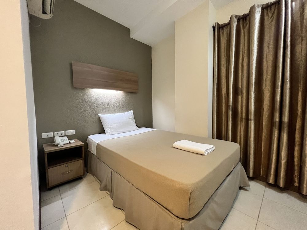 undefined City Center Suites 2