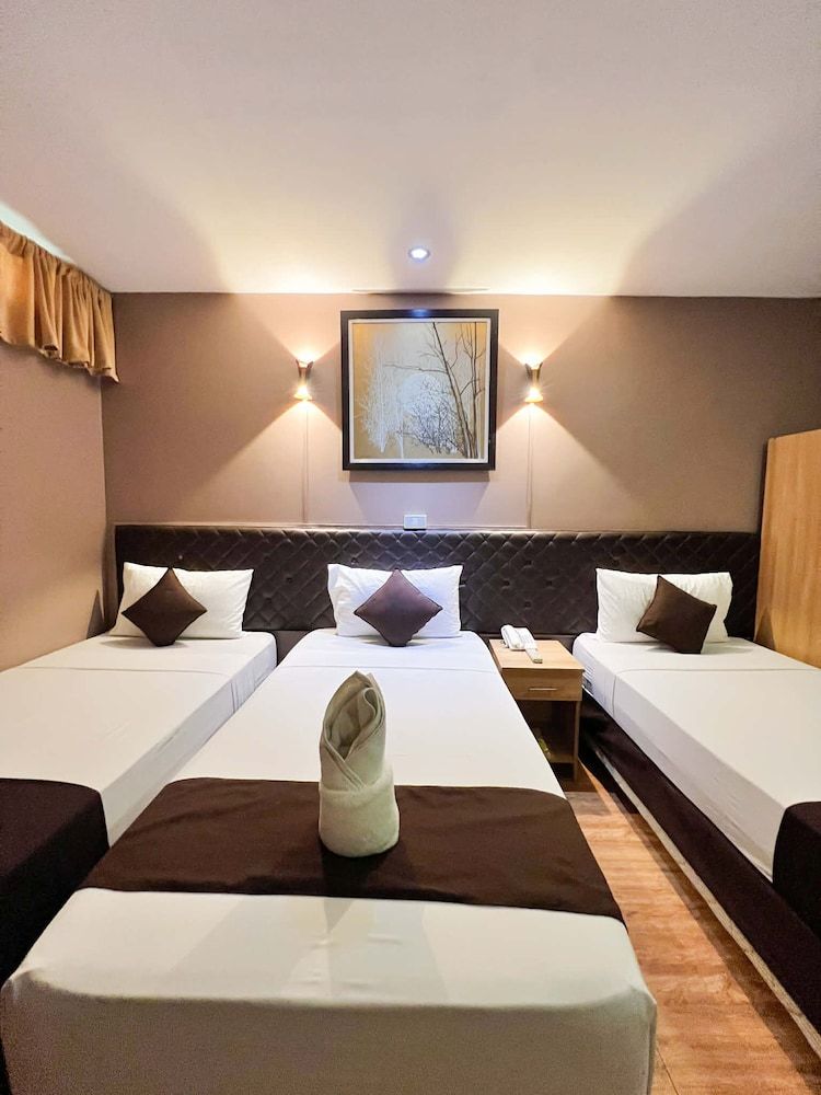 undefined Cebu Capitol Central Hotel & Suites powered by Cocotel 10