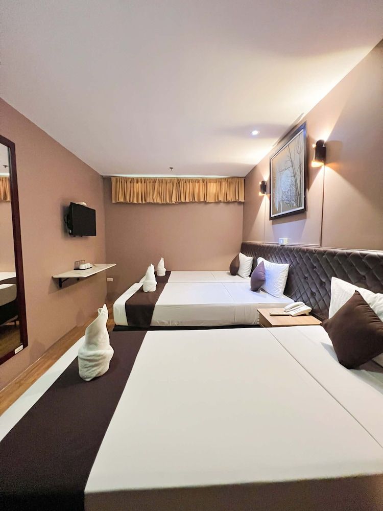 undefined Cebu Capitol Central Hotel & Suites powered by Cocotel 8