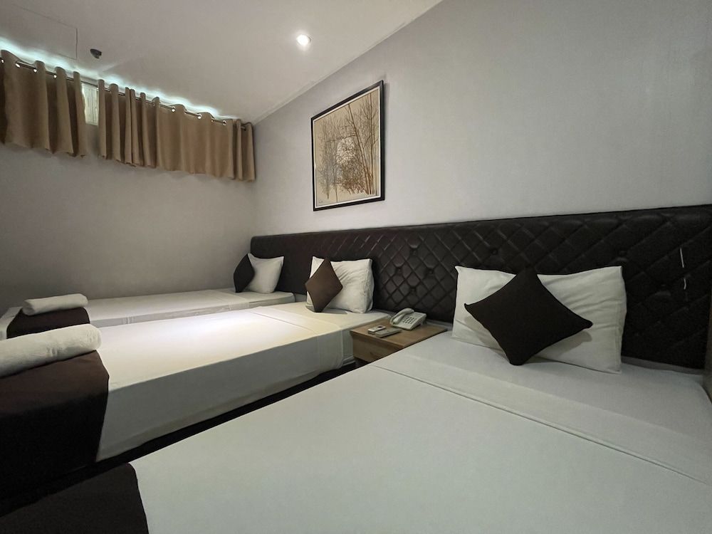 undefined Cebu Capitol Central Hotel & Suites powered by Cocotel 8