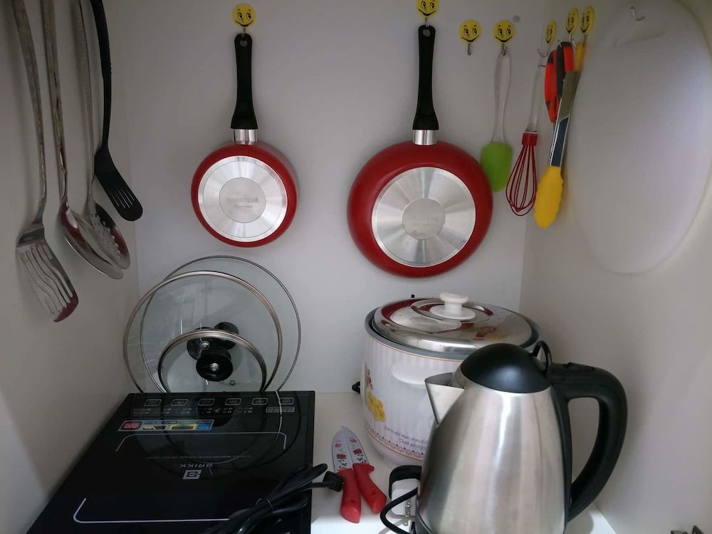 The Redwoods by Precious Gem Economy Condo, 1 Bedroom 5