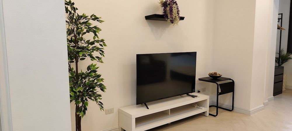 Voss Condominium Standard Studio Suite, 1 Queen Bed, Non Smoking 7