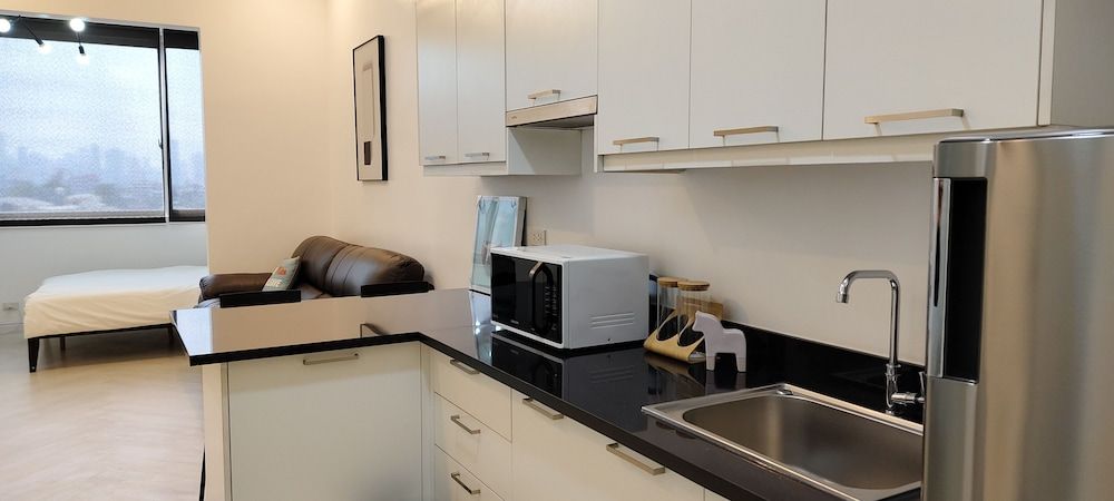 Voss Condominium Standard Studio Suite, 1 Queen Bed, Non Smoking 6