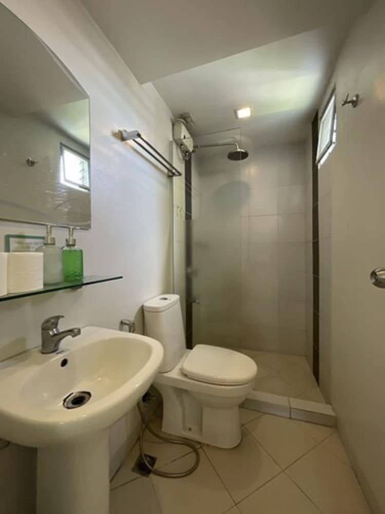 H plus Hotel powered by Cocotel Superior Room 6