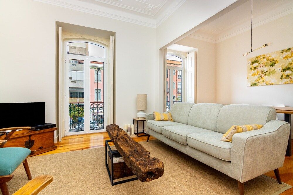 Apartment, 3 Bedrooms, 2 Bathrooms