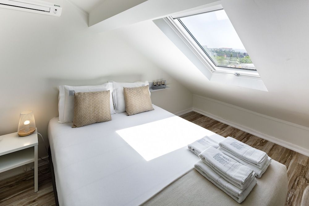 JR Studios & Suites Superior Suite, 1 Double Bed, Non Smoking 5