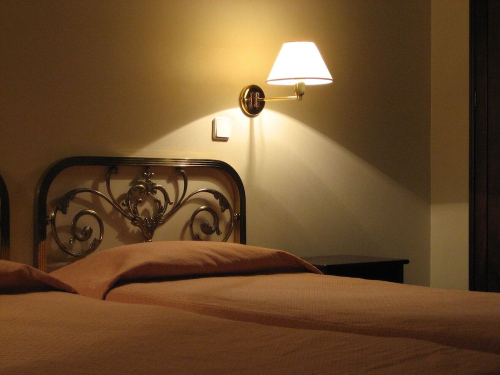 Hotel Bragança Twin Room, Annex Building (With Extra Bed) 9