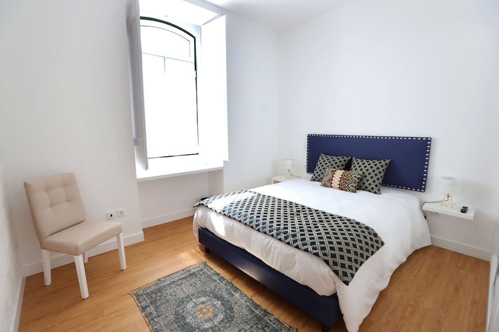 Glass Boutique - Rooms & Suites