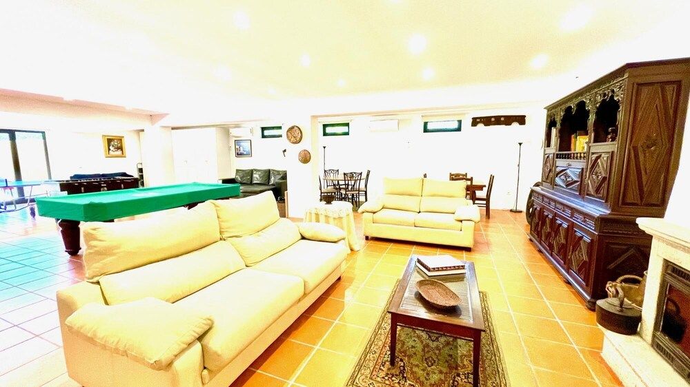 Villa, Smoking