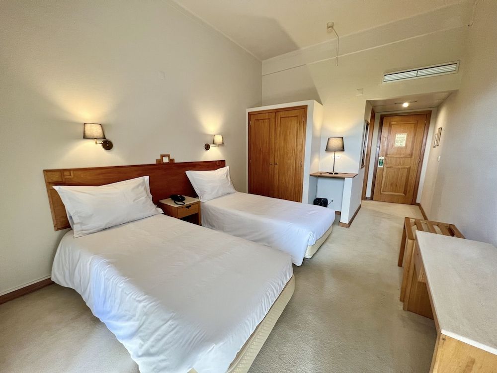 Estremoz Hotel Superior Twin Room 2