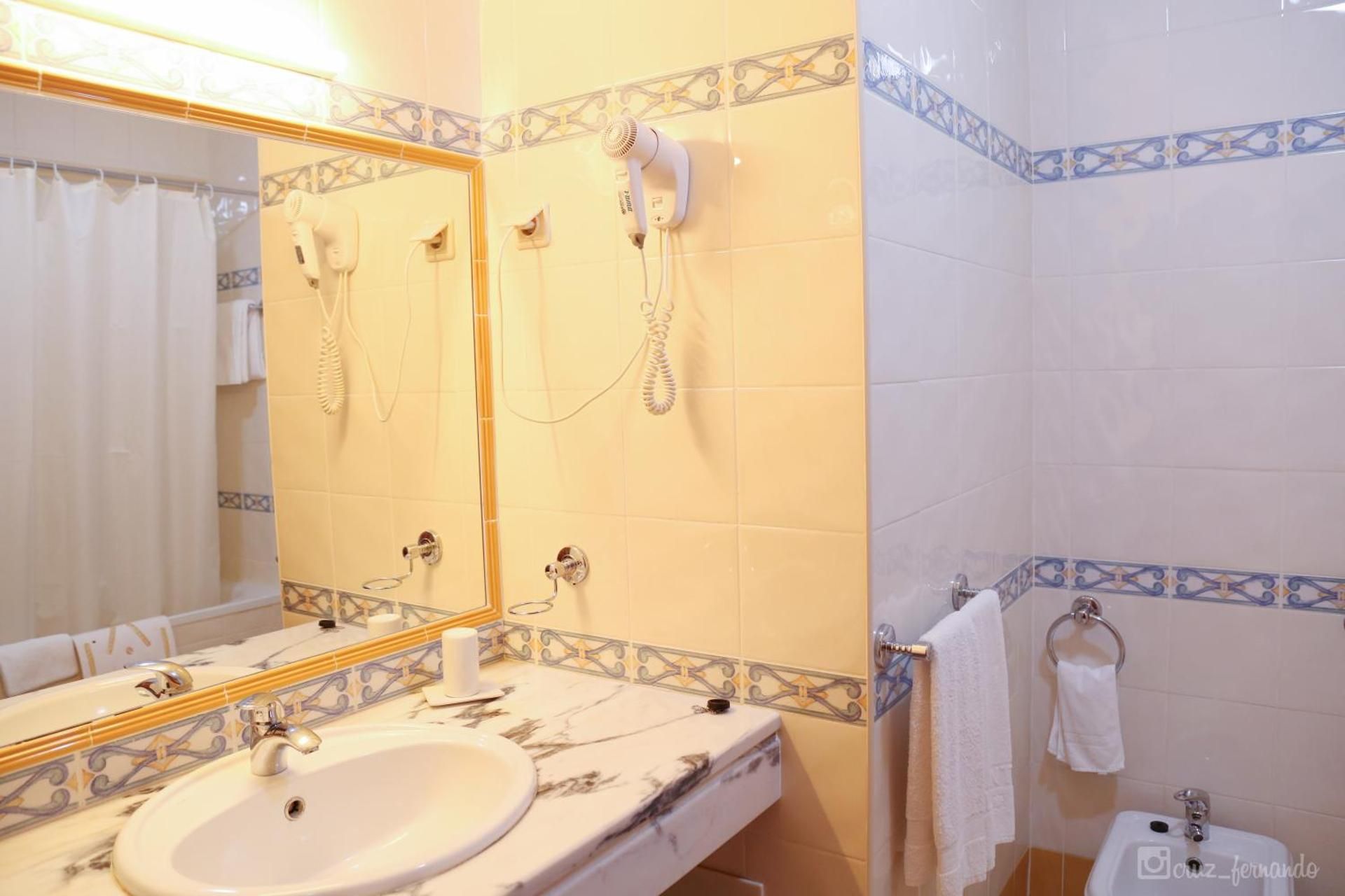 Superior One-Bedroom Apartment