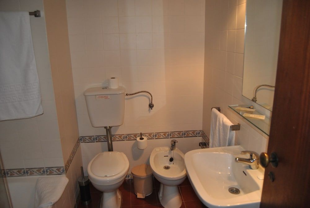 Apartamentos Olhos do Mar Apartment, 2 Bedrooms, Balcony 4