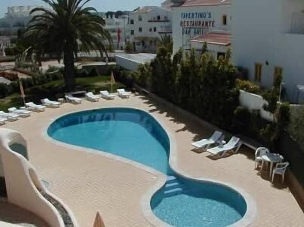 undefined Apartamentos Olhos do Mar 3