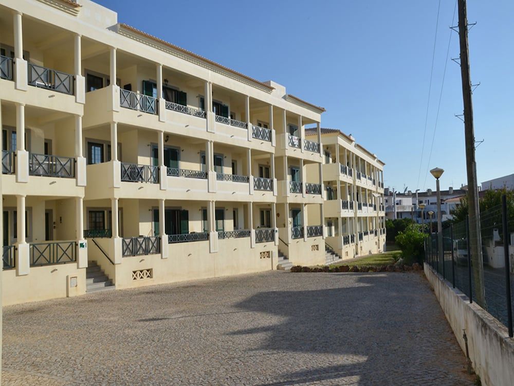 undefined Apartamentos Cravinho 7