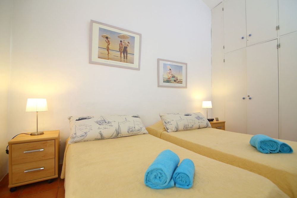 undefined Villa Alfamar by HelloVacations 9