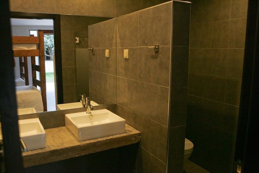 Lost & Found - Guesthouse & Suites Twin Room 3