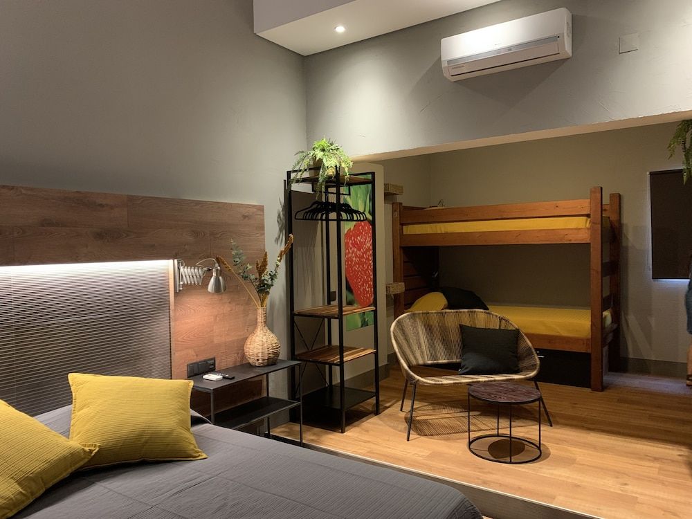 undefined Lost & Found - Guesthouse & Suites 3