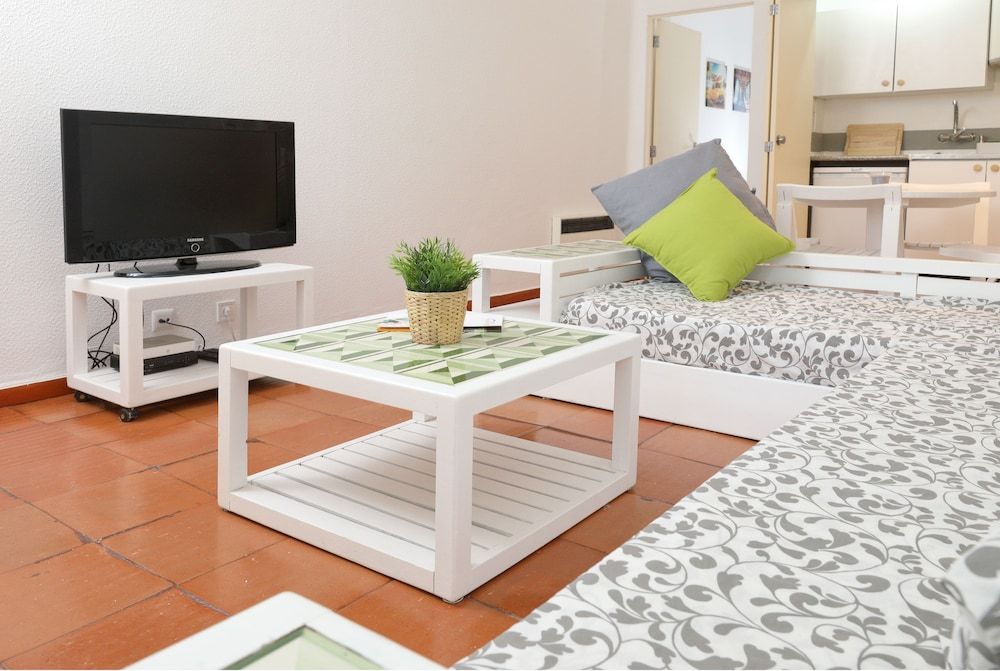 Villa Magna – Apt. 206 by HelloVacations Apartment, 1 Bedroom, Balcony 9