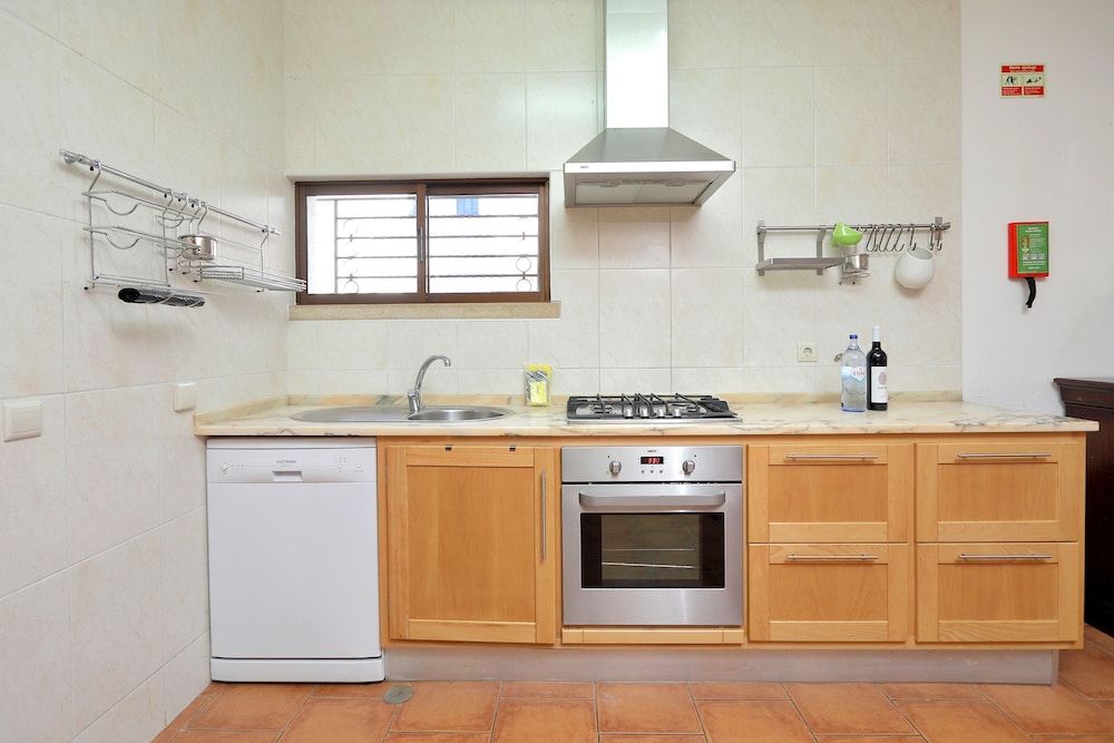 Casa das Anas by Hello Vacations Villa, 3 Bedrooms, Private Pool 12