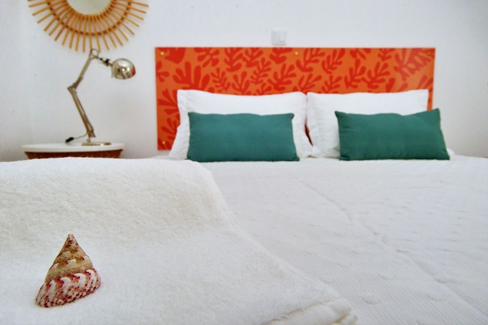 Son of a Beach Hostel Comfort Suite, Private Bathroom 2