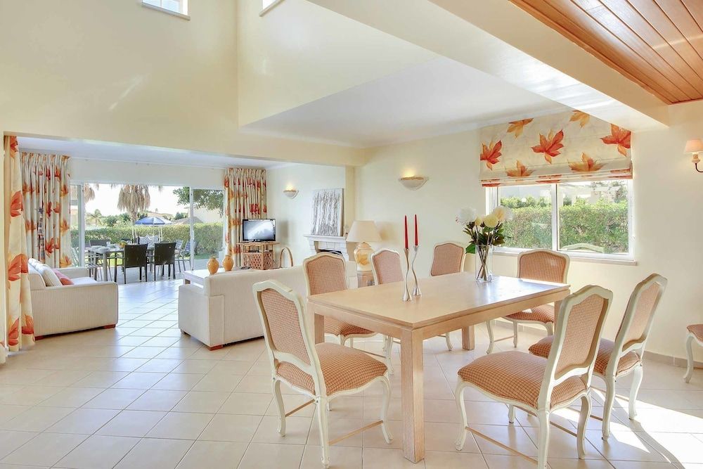 Villa Adele Villa (4 Bedrooms) 6