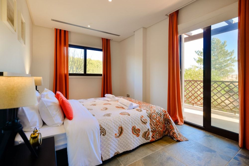 Falesia Beach B Apartment, 2 Bedrooms, Pool Access 2