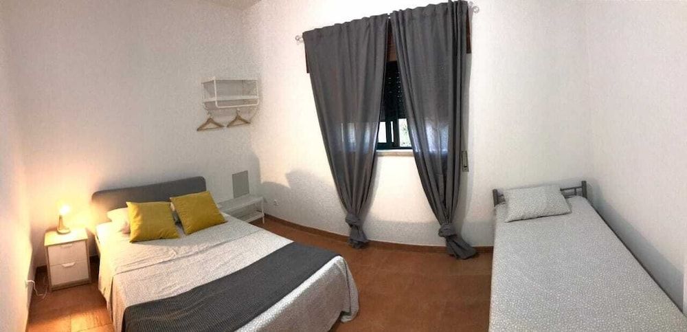 Triple Room, Shared Bathroom