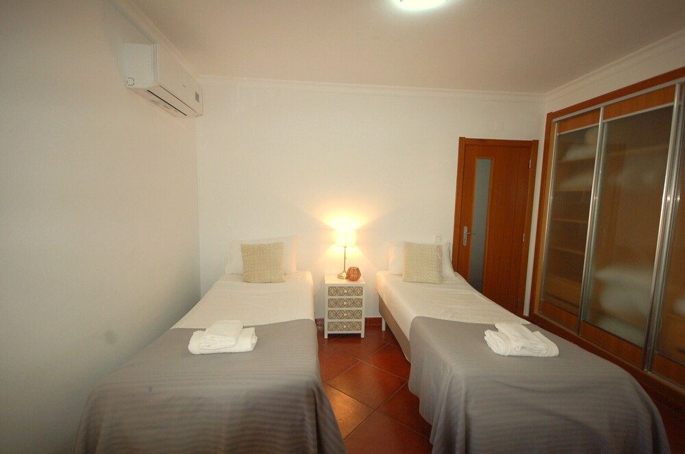 undefined Iris Albufeira 3