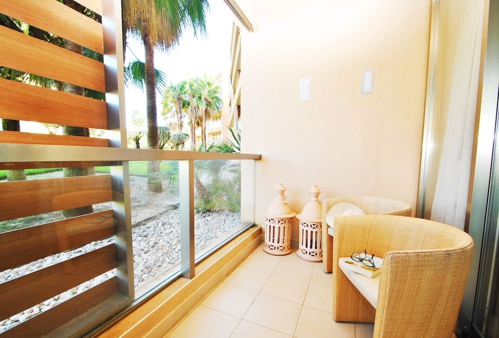 Apartamento Salgados Apartment, 2 Bedrooms, Pool Access, Pool View 15