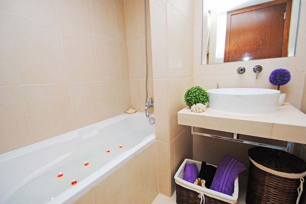 Apartamento Salgados Apartment, 2 Bedrooms, Pool Access, Pool View 20