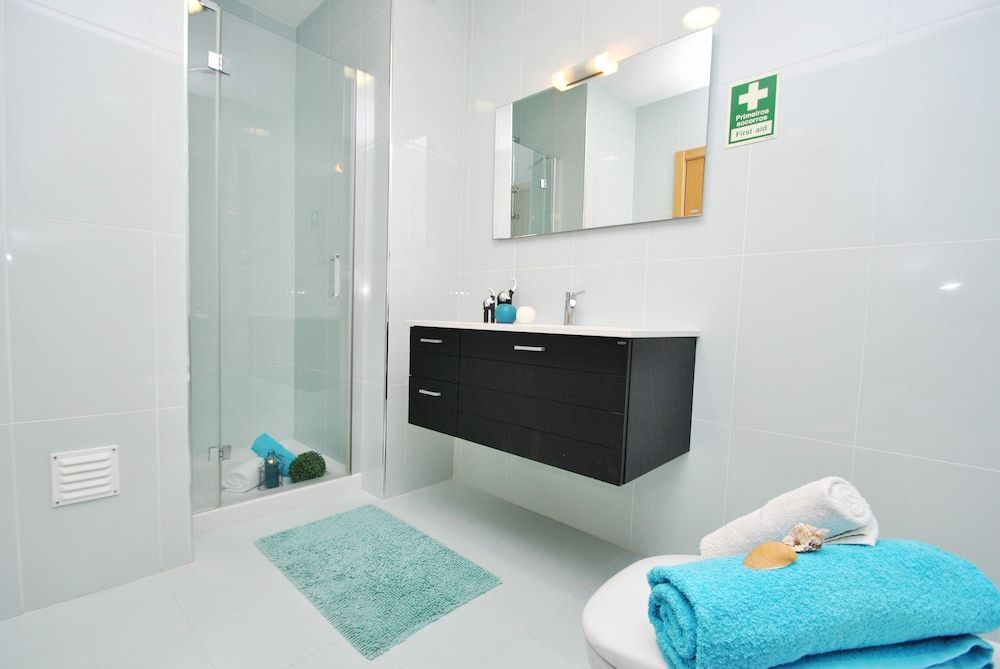 Apartamento Vienna Apartment, 2 Bedrooms, Pool Access, Garden View 16