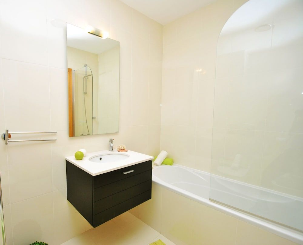 Apartamento Vienna Apartment, 2 Bedrooms, Pool Access, Garden View 13