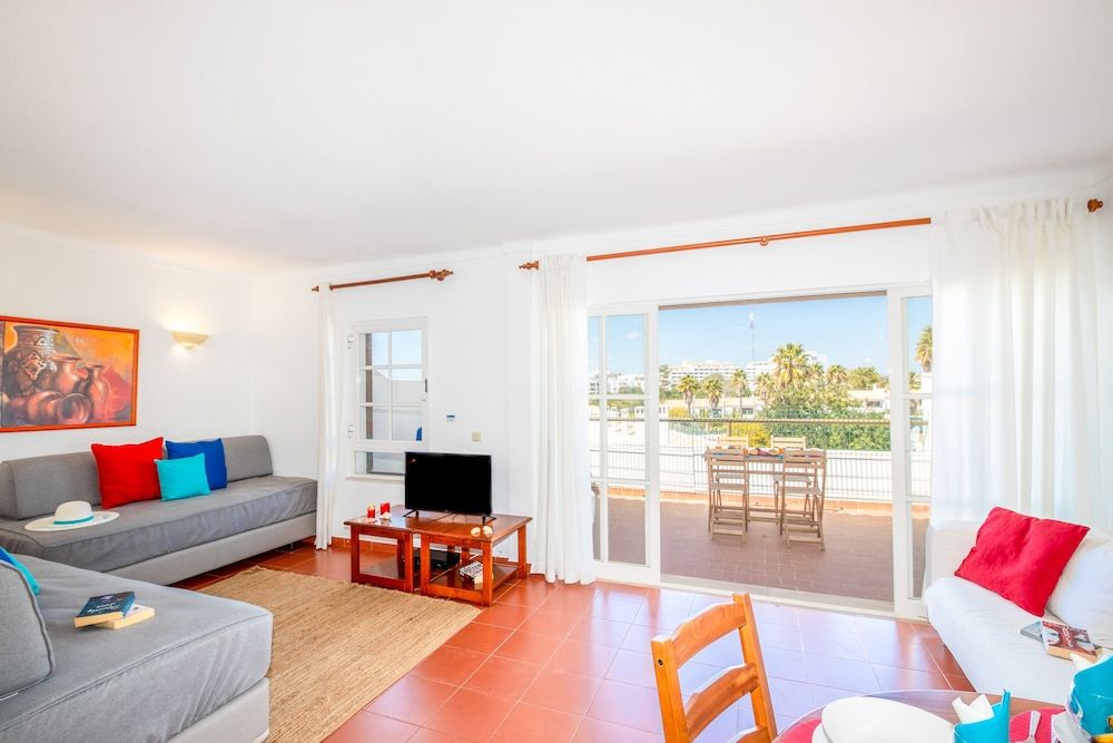 Apartamento Bohol 1 Apartment, 1 Bedroom, Pool Access, Pool View 11