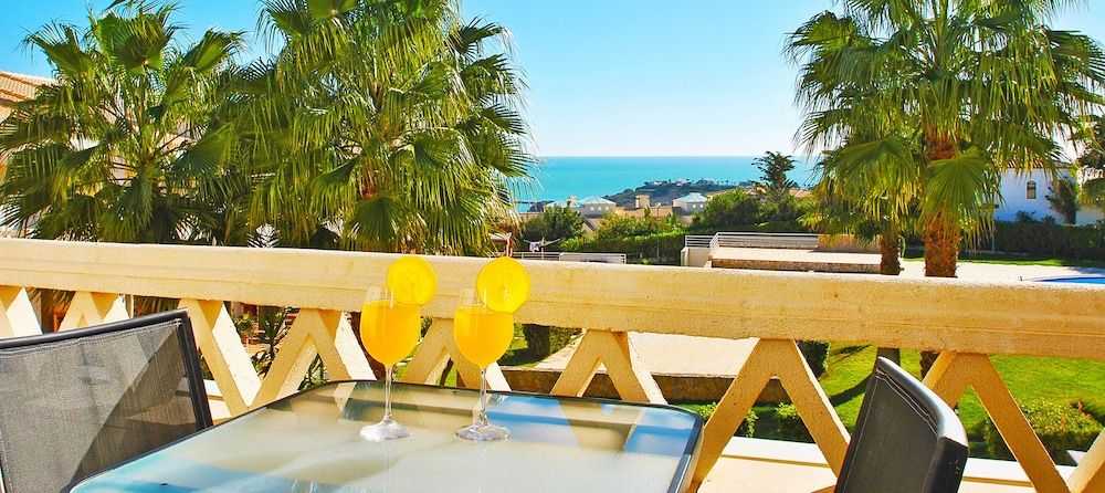 Townhouse Mar 1 Apartment, 2 Bedrooms, Pool Access, Sea View 11