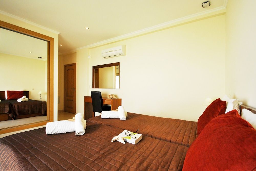 Villa Anna Villa, Multiple Bedrooms, Private Pool, Garden View 3