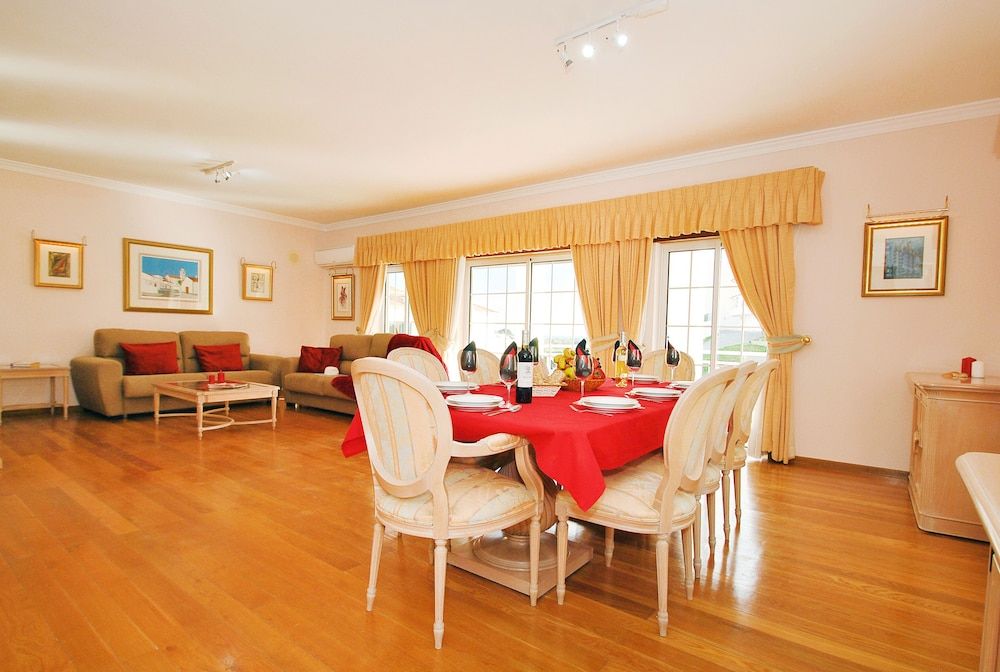 undefined Villa Nespereira 6