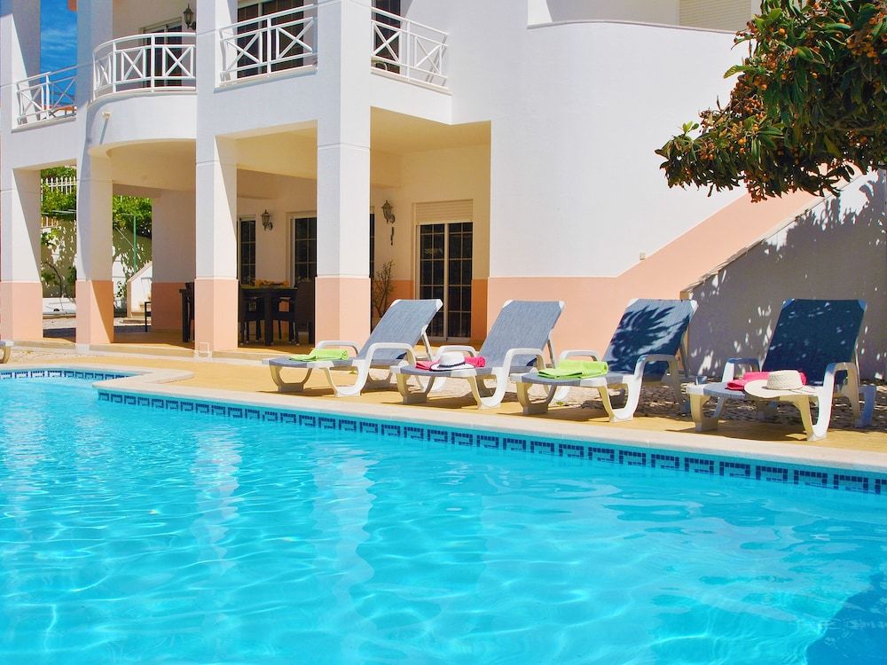 undefined Villa Nespereira 9