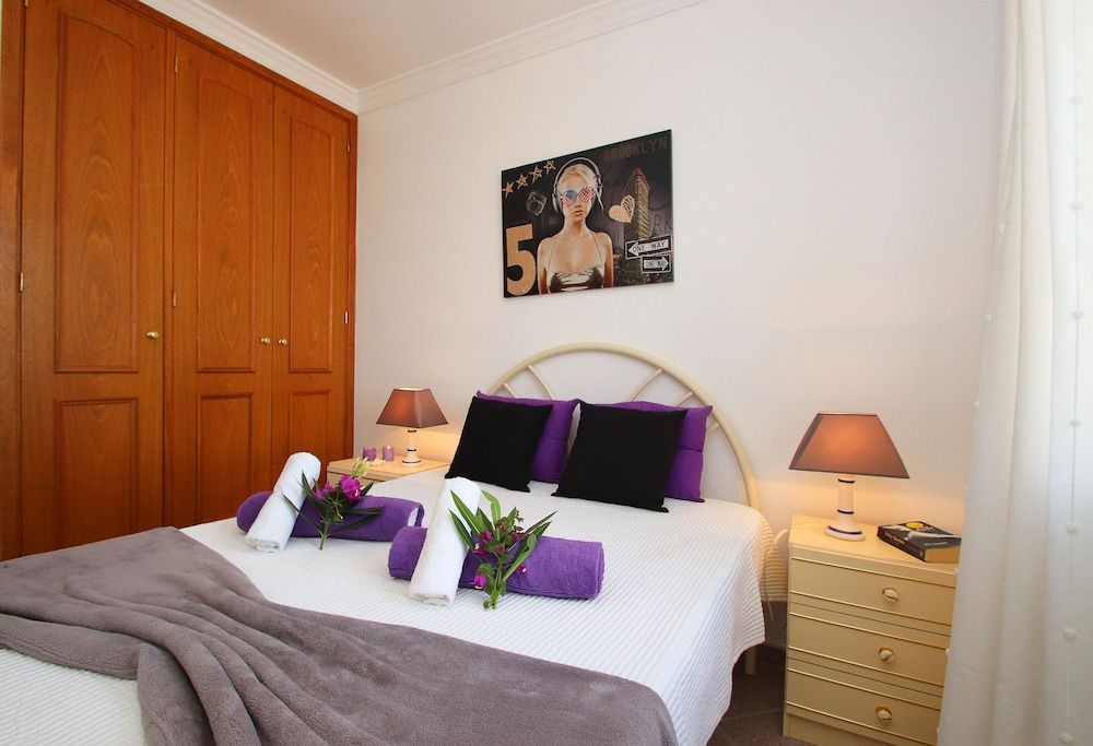 Townhouse Palm Beach Apartment, 5 Bedrooms, Pool Access, Pool View 7