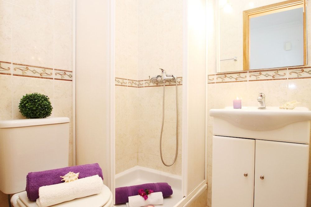 Townhouse Palm Beach Apartment, 5 Bedrooms, Pool Access, Pool View 18